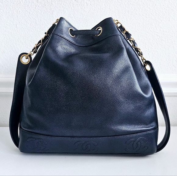 Chanel Navy Blue Caviar Triple CC Bucket Bag - Picture 3 of 8
